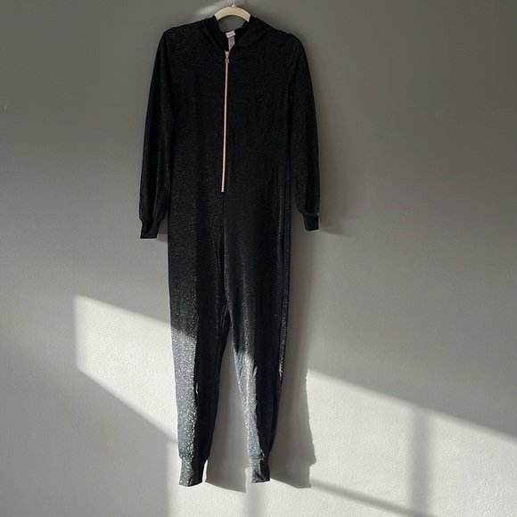 SAVAGE X FENTY Sleep Shine HOODED JUMPSUIT One Piece Onesie Black Glitter - Picture 3 of 14